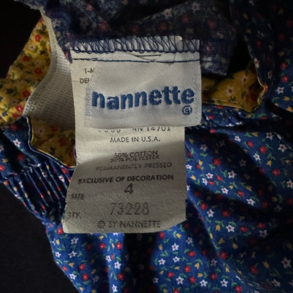 🌷 Vintage Early 80s Nannette Girl's Floral Outfit - Crop Top, Shorts, Visor - Picture 9 of 13